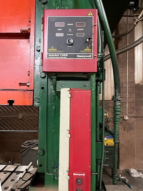 BLISS SC2-300-60-48 Straight Side Mechanical Stamping Presses | Rygate LLC
