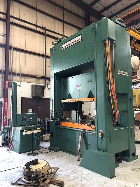1992 CLEARING NIAGARA SE2-300-84-48UH Straight Side Mechanical Stamping Presses | Rygate LLC